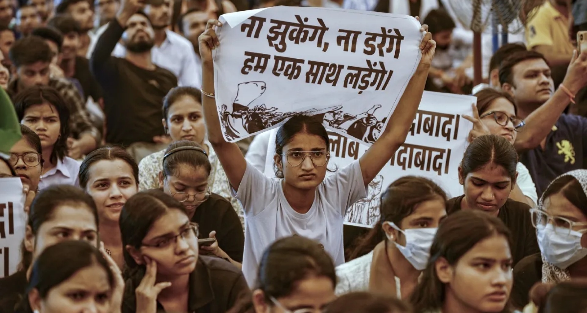 દિલ્હીમાં SSC વિરુદ્ધ વિદ્યાર્થીઓનું આંદોલન, નિર્ધારિત સમય પછી પણ વિરોધીઓ અડગ રહ્યા, 44 લોકોની અટકાયત