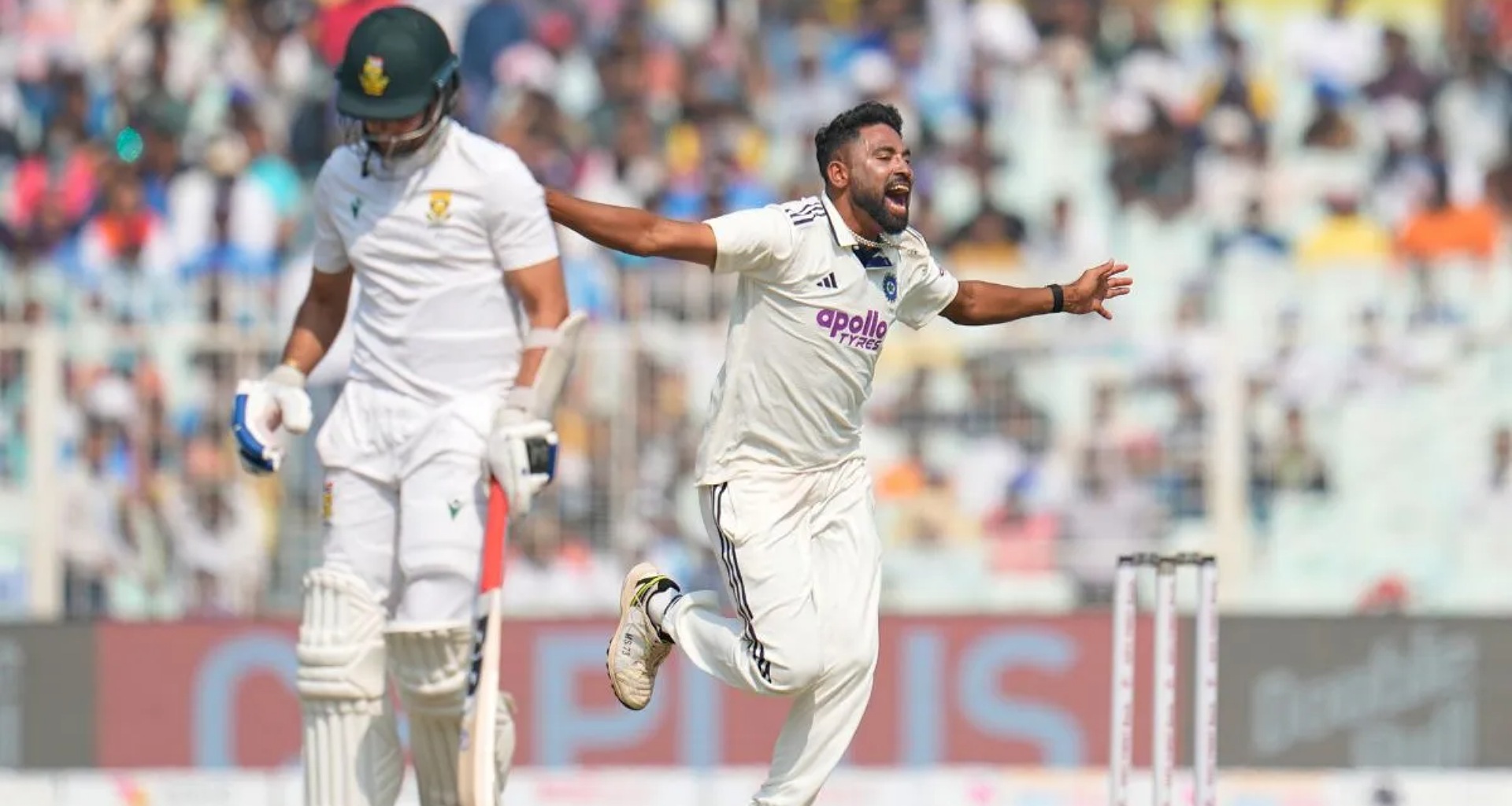 મોહમ્મદ સિરાજની બોલે સ્ટમ્પના બે ટુકડા કરી દીધા, લોકો જોતા જ રહ્યા