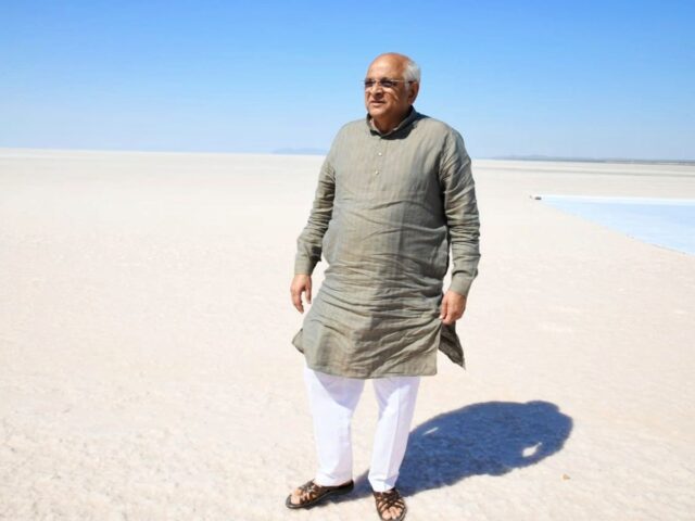 સમગ્ર રાજ્યમાં ગ્રામ પંચાયત વિસ્તારોમાં સરકારની સહાયથી નિર્માણ પામેલા આવાસો માટે વાર્ષિક રૂ.૨૦૦ના એક સમાન દરથી ઘર વેરા આકારણીની વસુલાત થશે