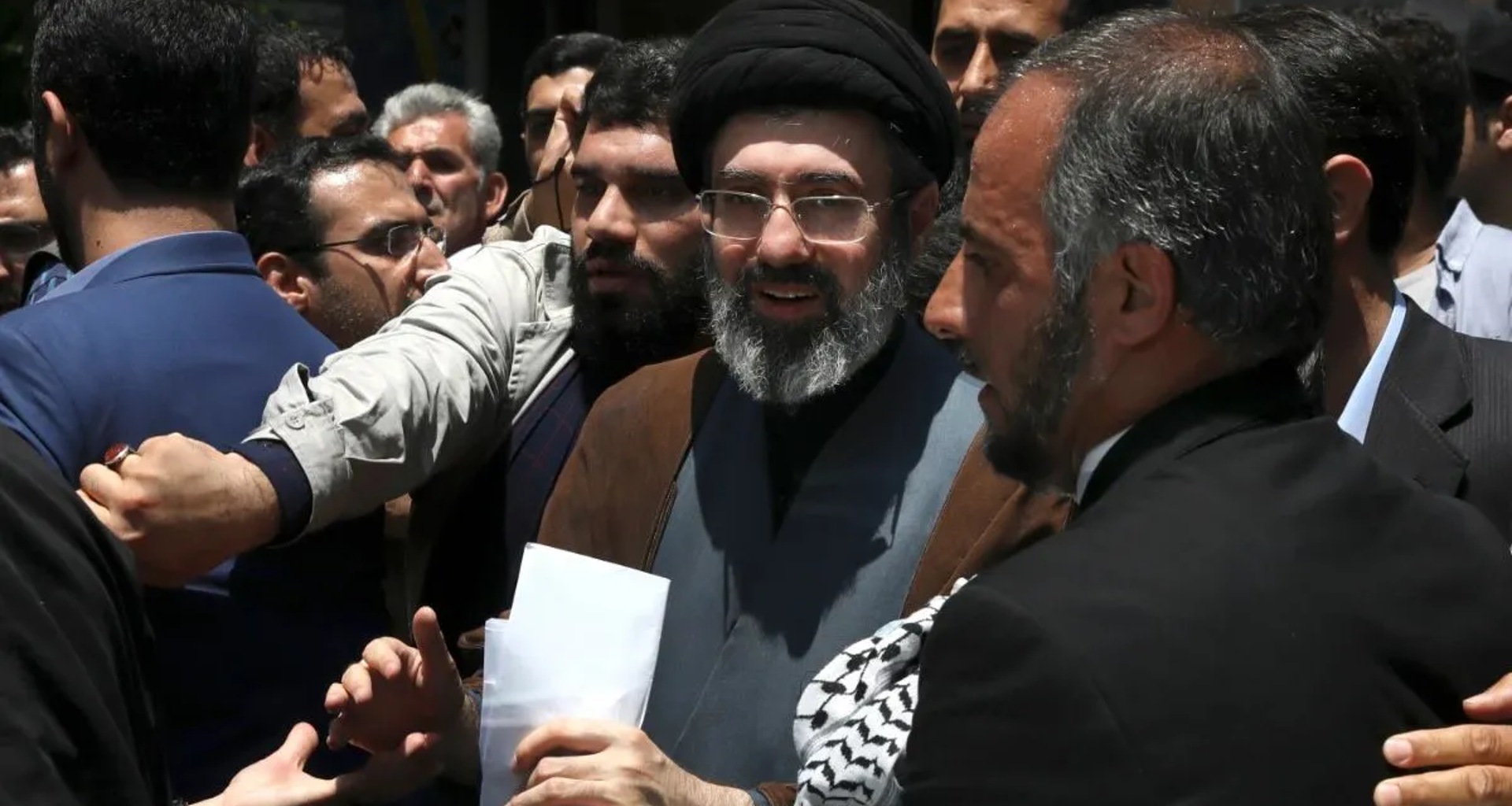 ઇરાનના નવા સુપ્રીમ લીડર મુજતબાનો પહેલો સંદેશ, "હોર્મુઝ બંધ રહેશે અને હું મારા પિતાના લોહીનો બદલો લઈશ"