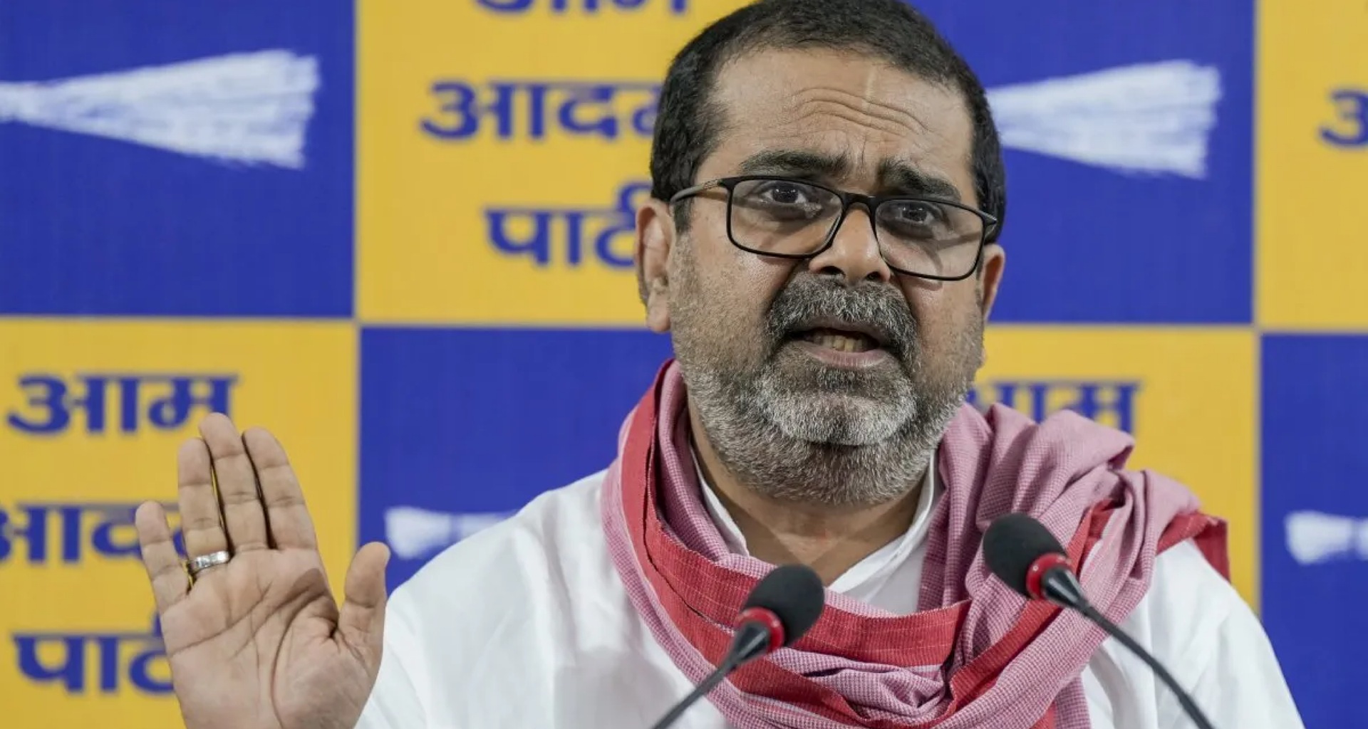 અવધ ઓઝાએ રાજકારણમાંથી નિવૃત્તિની જાહેરાત કરી