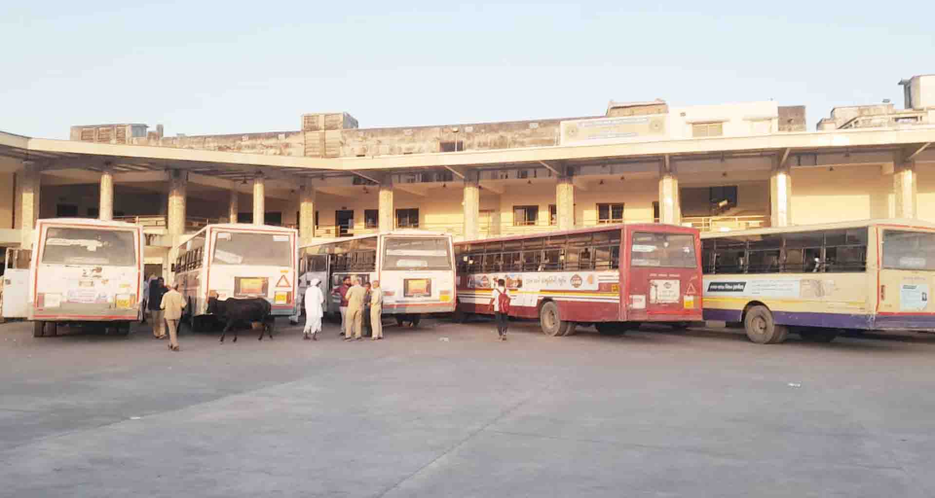 પાલનપુર એસ.ટી. નિગમના 7 ડેપોમાં 1.78 લાખ પાસ ઇશ્યું