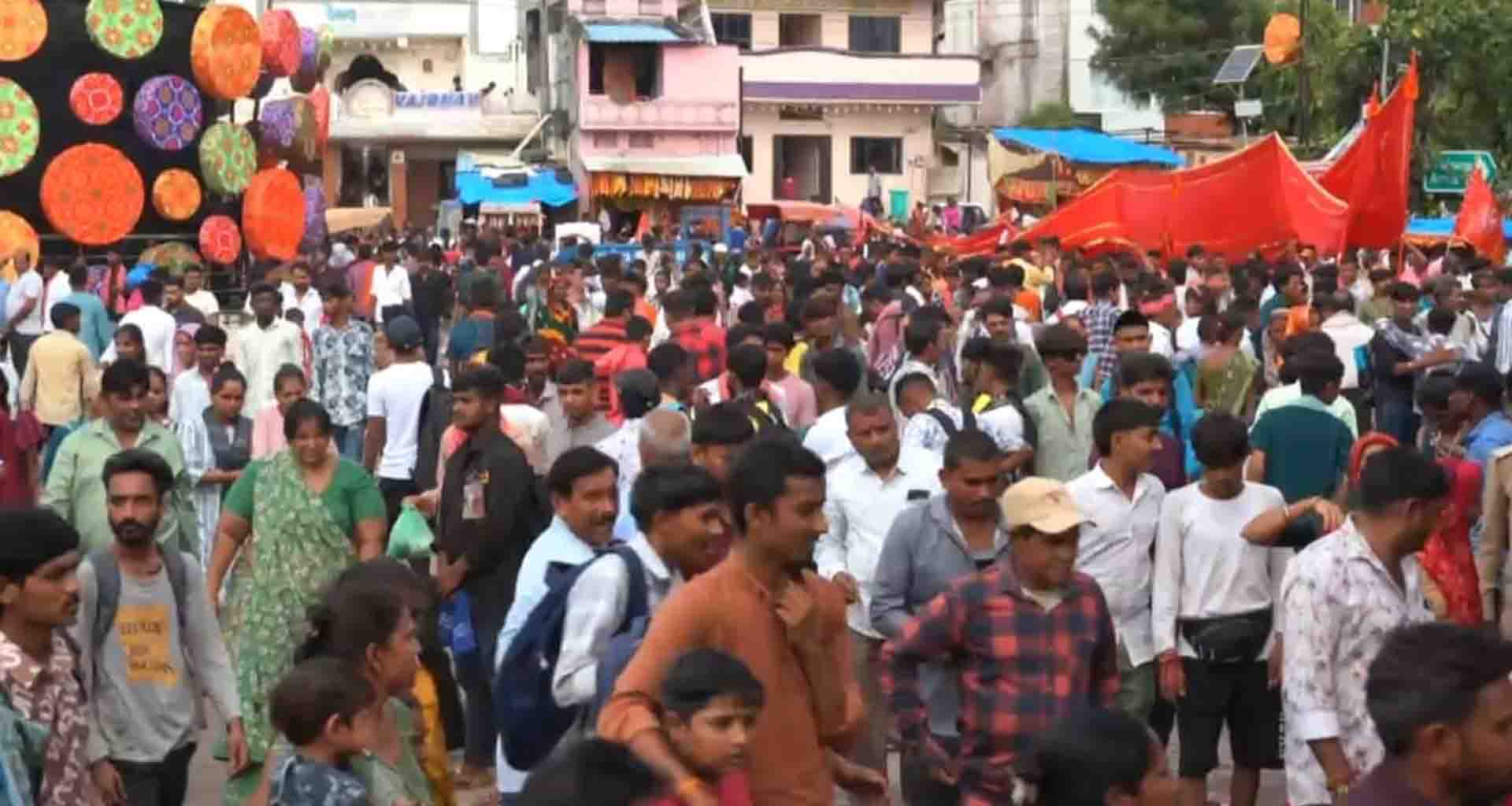 અંબાજી; ત્રણ દિવસમાં ૧૪.૯૦ લાખથી વધુ માઇભક્તોએ માઁ અંબેના દર્શન કરી ધન્યતા અનુભવી