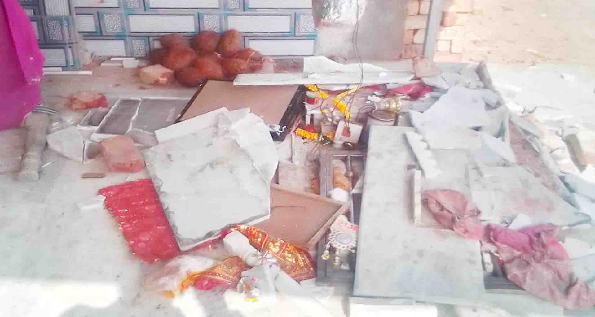 હારીજના કુકરાણા ગામે મંદીર ચોરીના બનાવને અંજામ આપી તસ્કરોએ મંદિરની તોડફોડ કરી