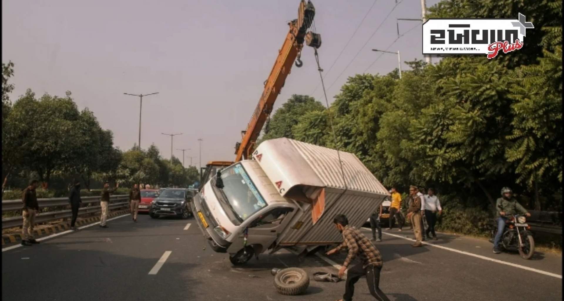 નોઈડા એક્સપ્રેસ વે પર વાહન બગડશે તો ભરવો પડશે 20 હજાર રૂપિયાનો દંડ