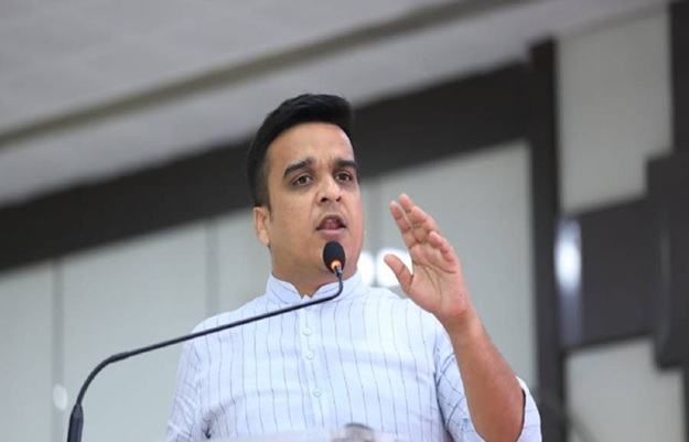 વિશ્વાસ પ્રોજેક્ટ ફેઝ-૨ અંતર્ગત રાજ્યની સરહદોના ૭૯ એન્ટ્રી એક્ઝિટ સ્થળોએ ૪૧૧ સીસીટીવી કેમેરા લગાવવાનું આયોજન: ગૃહ રાજ્ય મંત્રી શ્રી હર્ષ સંઘવી