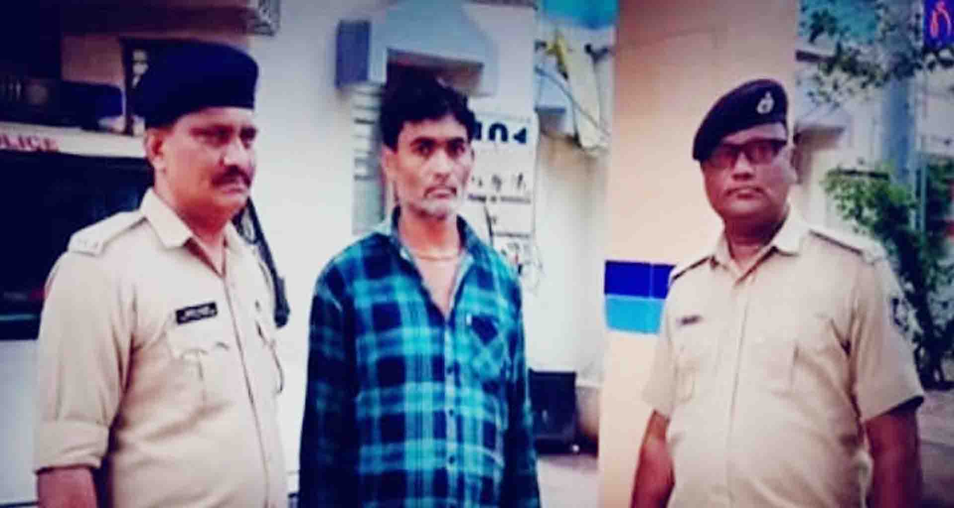 મહેસાણા જિલ્લાના નંદાસણમાં નશાયુક્ત કફ સિરપની 110 બોટલ સાથે એક શખ્સ ઝડપાયો