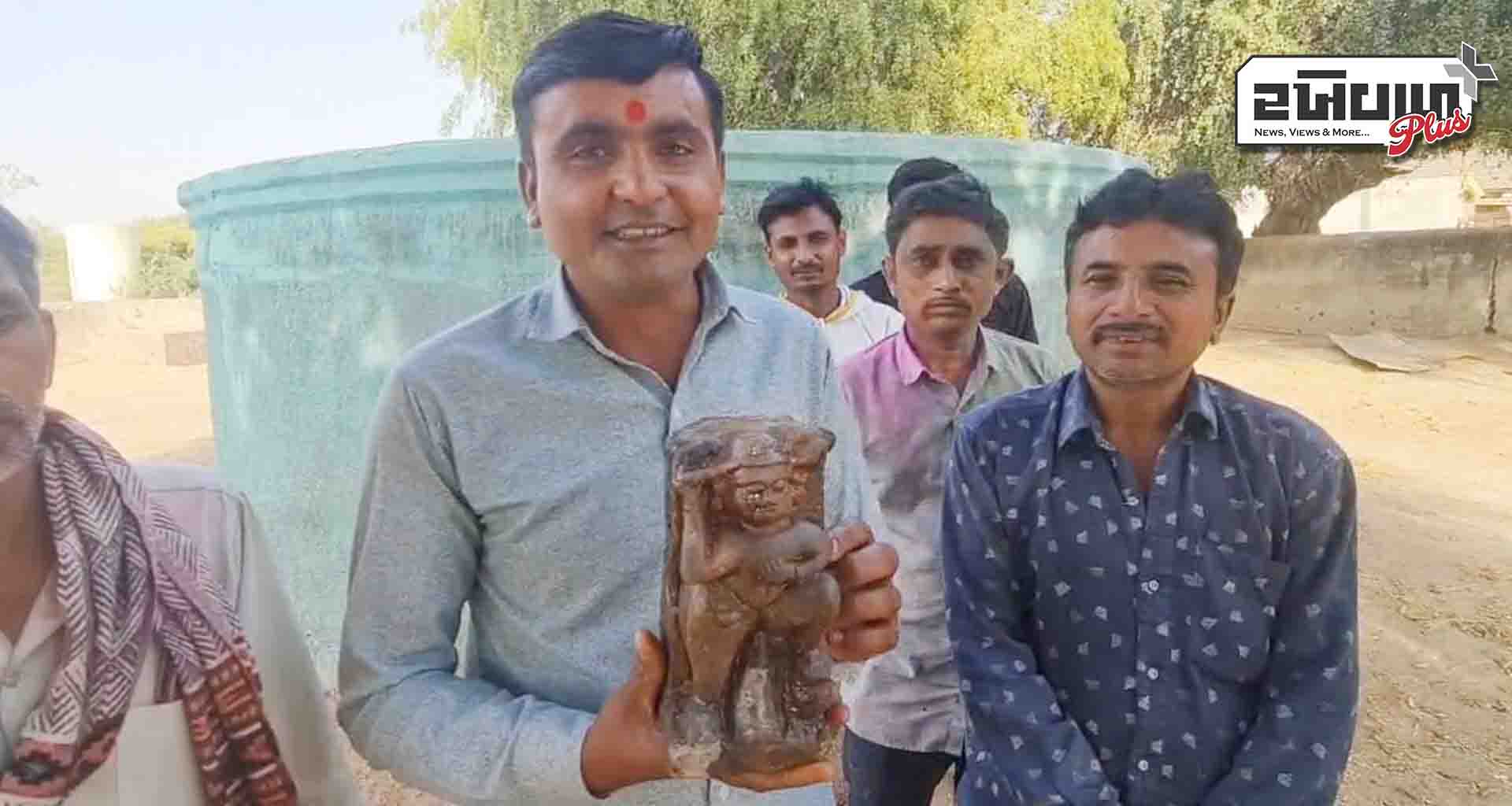 ભાભરના બળોધણ ગામે હનુમાનજીની મૂર્તિમાંથી તેલ-સિંદૂર નીકળતા કુતુહલ