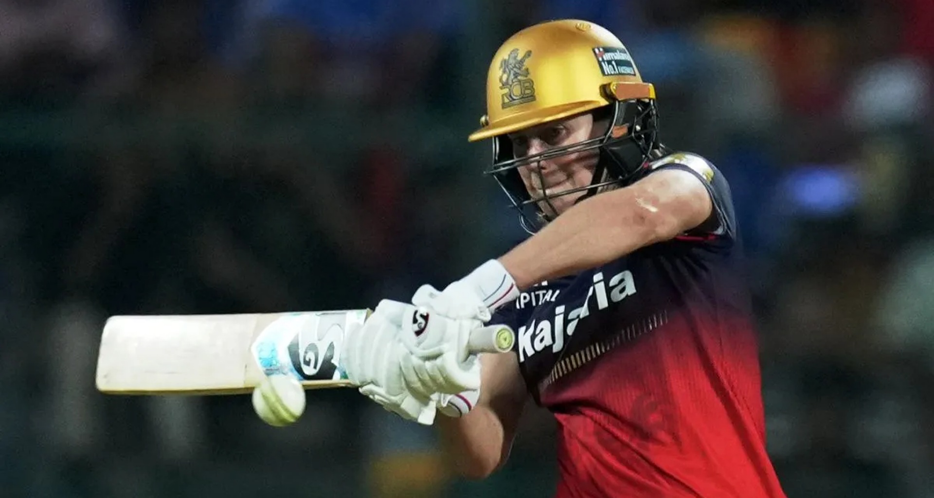 ટુર્નામેન્ટ શરૂ થાય તે પહેલા સ્ટાર ખેલાડીઓએ પોતાના નામ પાછા ખેંચી લેતા RCB અને DC ને મોટો ફટકો