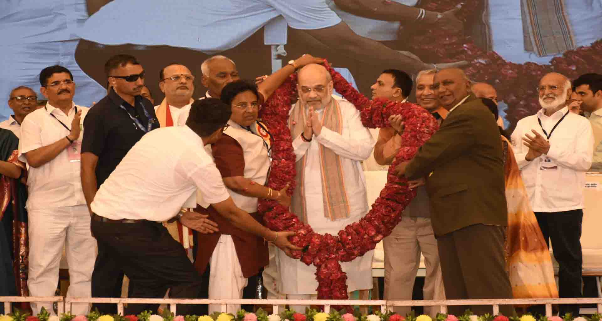 કેન્દ્રિય ગૃહમંત્રી અમિત શાહના હસ્તે મહેસાણા જિલ્લાના ગોઝારીયા અને કડી ખાતે ઉદ્ઘાટન સમારોહ યોજાયો