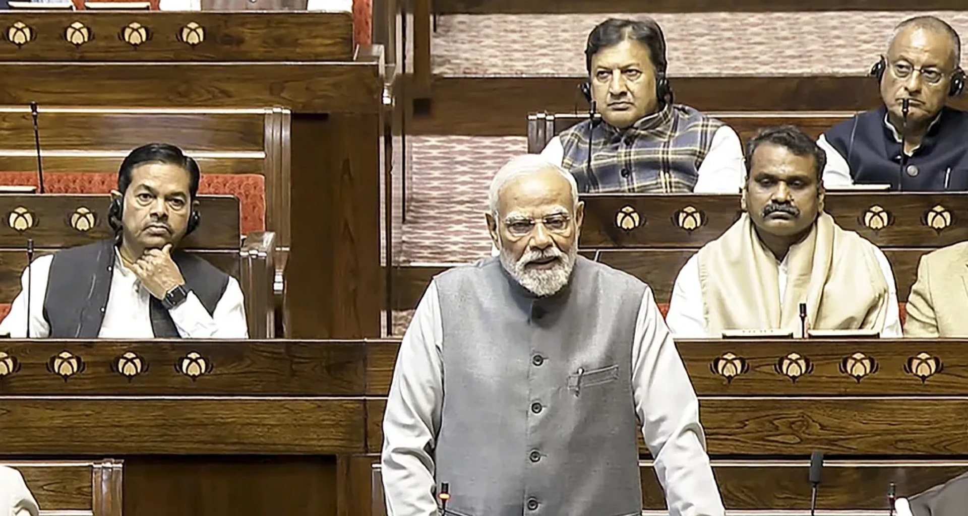 સંસદમાં વંદે માતરમ પર 10 કલાક ચર્ચા થશે, જેમાં પીએમ મોદી લોકસભામાં અને અમિત શાહ રાજ્યસભામાં હાજર રહેશે