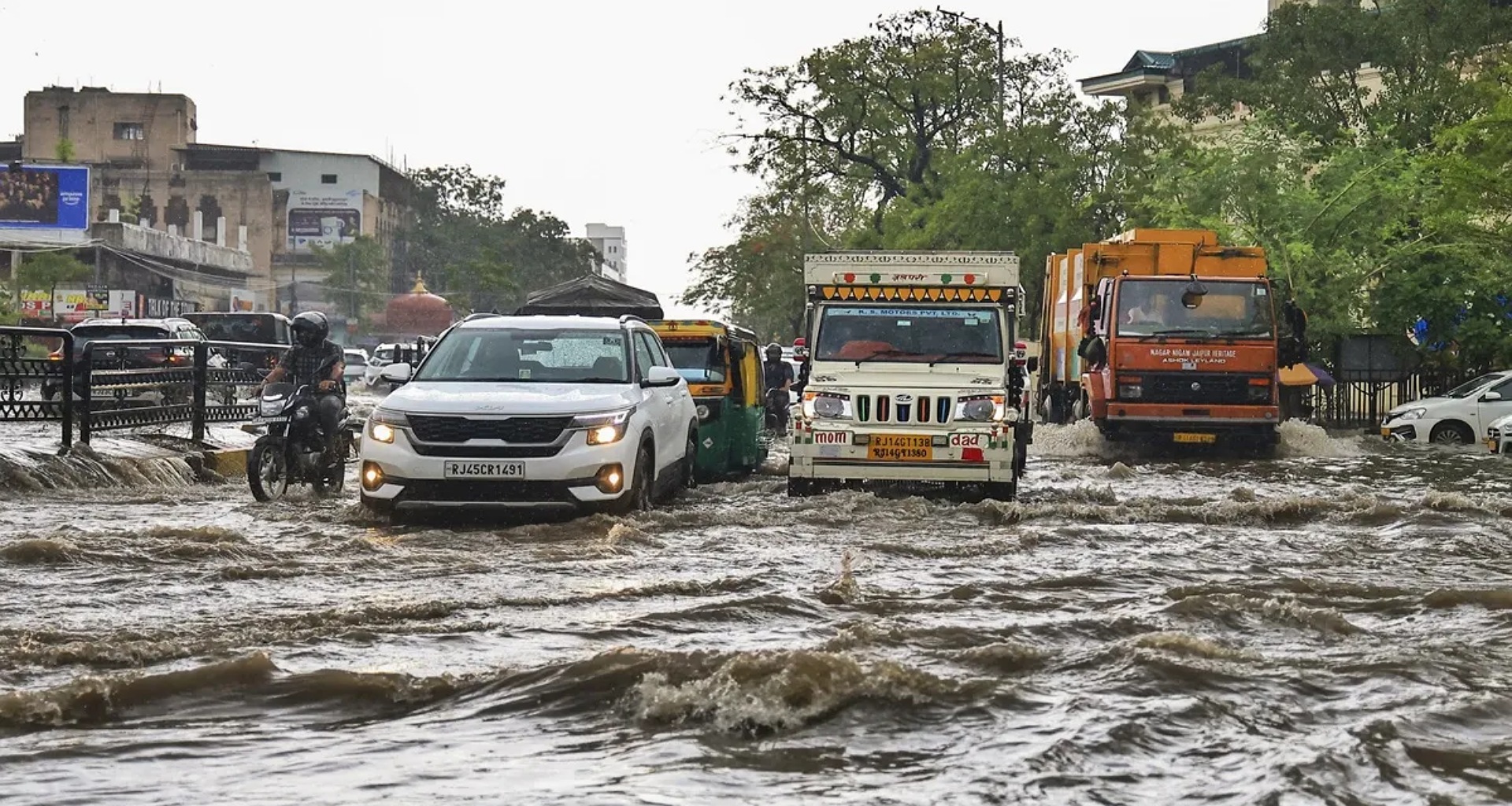 રાજસ્થાન પર ચોમાસાની કૃપા, આગામી 5 દિવસ આ જિલ્લાઓમાં ભારે વરસાદ પડશે, IMD એ ચેતવણી જાહેર કરી