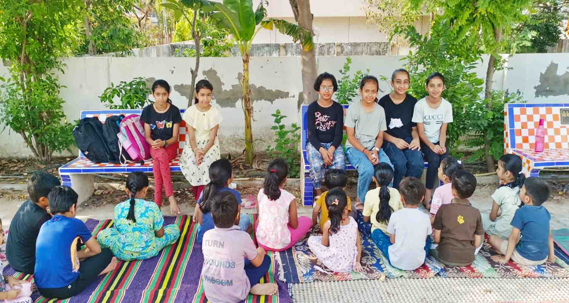 પાલનપુરમાં બાળકોને મોબાઈલથી દૂર રાખવા અનોખી પહેલ