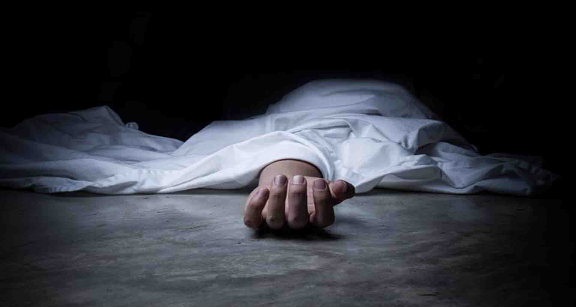 ડીસાના આખોલ ચાર રસ્તા ઓવરબ્રીજ ઉપર અકસ્માત; એક મહિલાનું મોત એક ઘાયલ