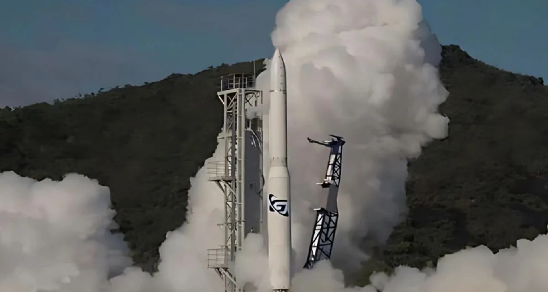 ઓસ્ટ્રેલિયન રોકેટ ભ્રમણકક્ષામાં પહોંચવામાં નિષ્ફળ ગયું, લોન્ચ થયાના 14 સેકન્ડ પછી ક્રેશ થયું