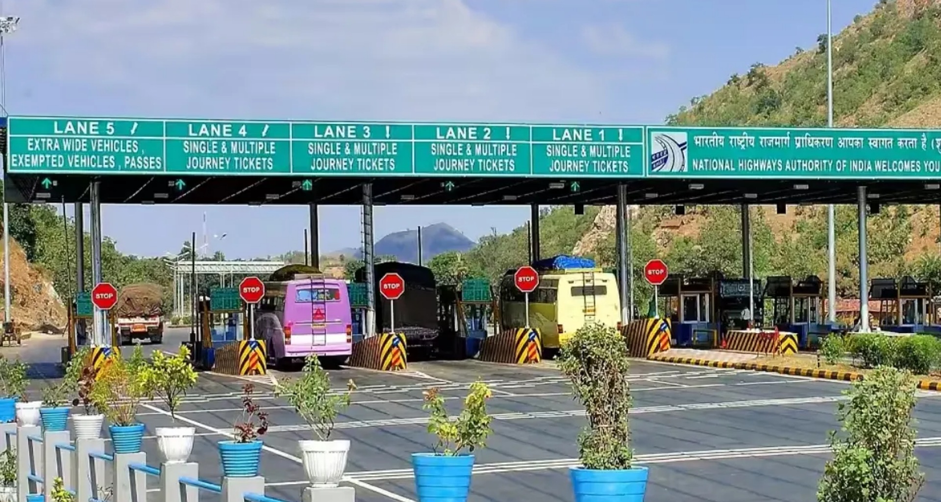 એક્સપ્રેસ વે પર મુસાફરી થશે સસ્તી! સરકારે લીધો  મહત્વપૂર્ણ નિર્ણય, 15 ફેબ્રુઆરીથી લાગુ થનારા નવા ટોલ નિયમોથી મુસાફરોને થશે ફાયદો