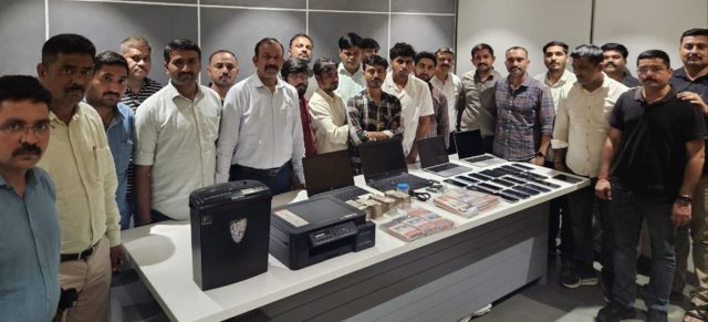 સુરતના મોટા વરાછામાં ગેરકાયદે ડબ્બા ટ્રેડિંગ અને ઓનલાઈન ગેમિંગનો પર્દાફાશ, 8 જેટલા આરોપીઓની ધરપકડ