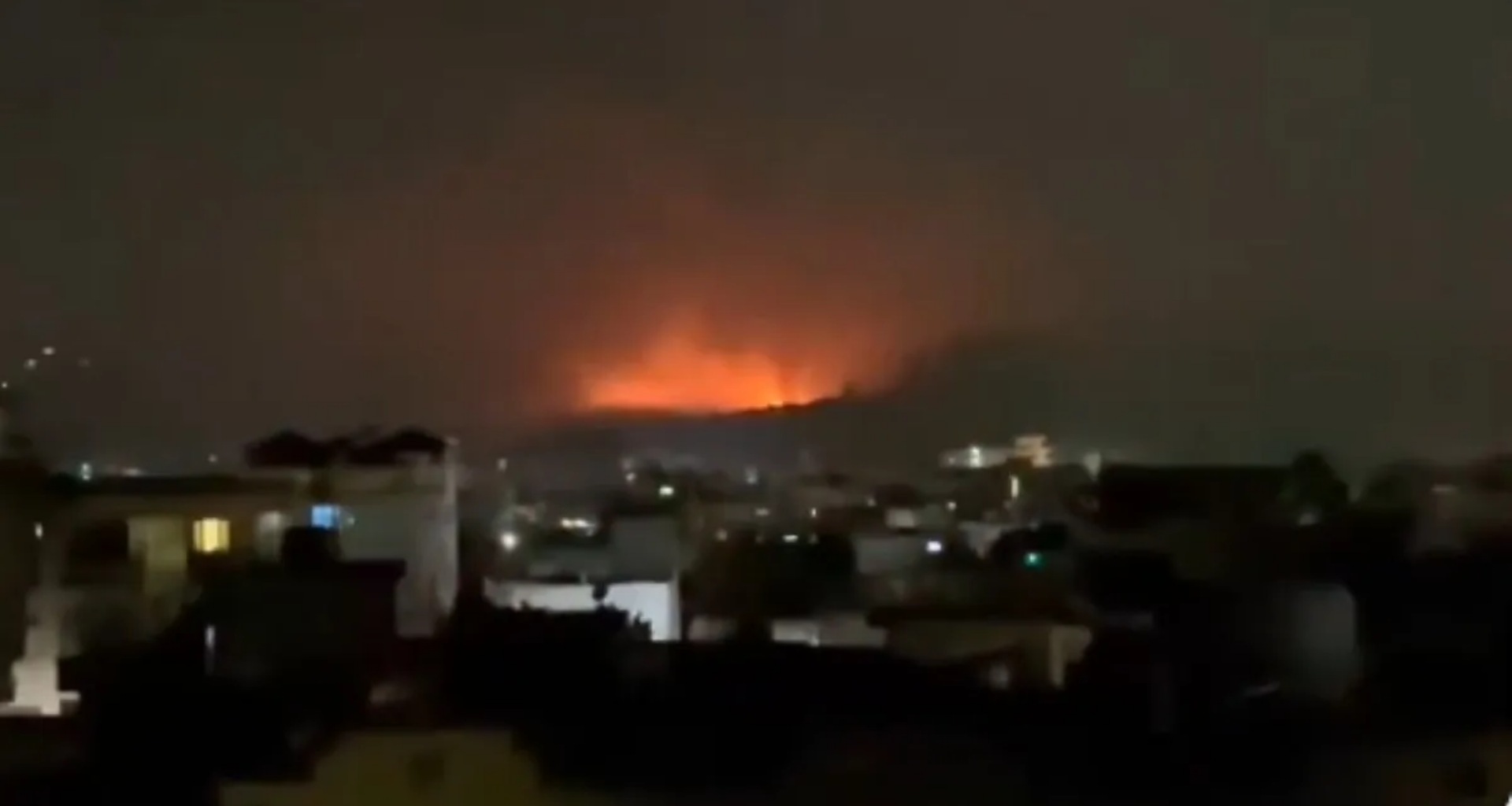 પાકિસ્તાનના સંરક્ષણ પ્રધાન ખ્વાજાએ ખુલ્લેઆમ યુદ્ધની જાહેરાત કરી