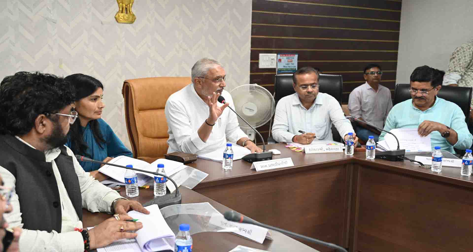 મહેસાણા જિલ્લા પ્રભારી અને મંત્રી જગદીશ વિશ્વકર્માના અધ્યક્ષસ્થાને સંકલન સમિતિની બેઠક યોજાઈ