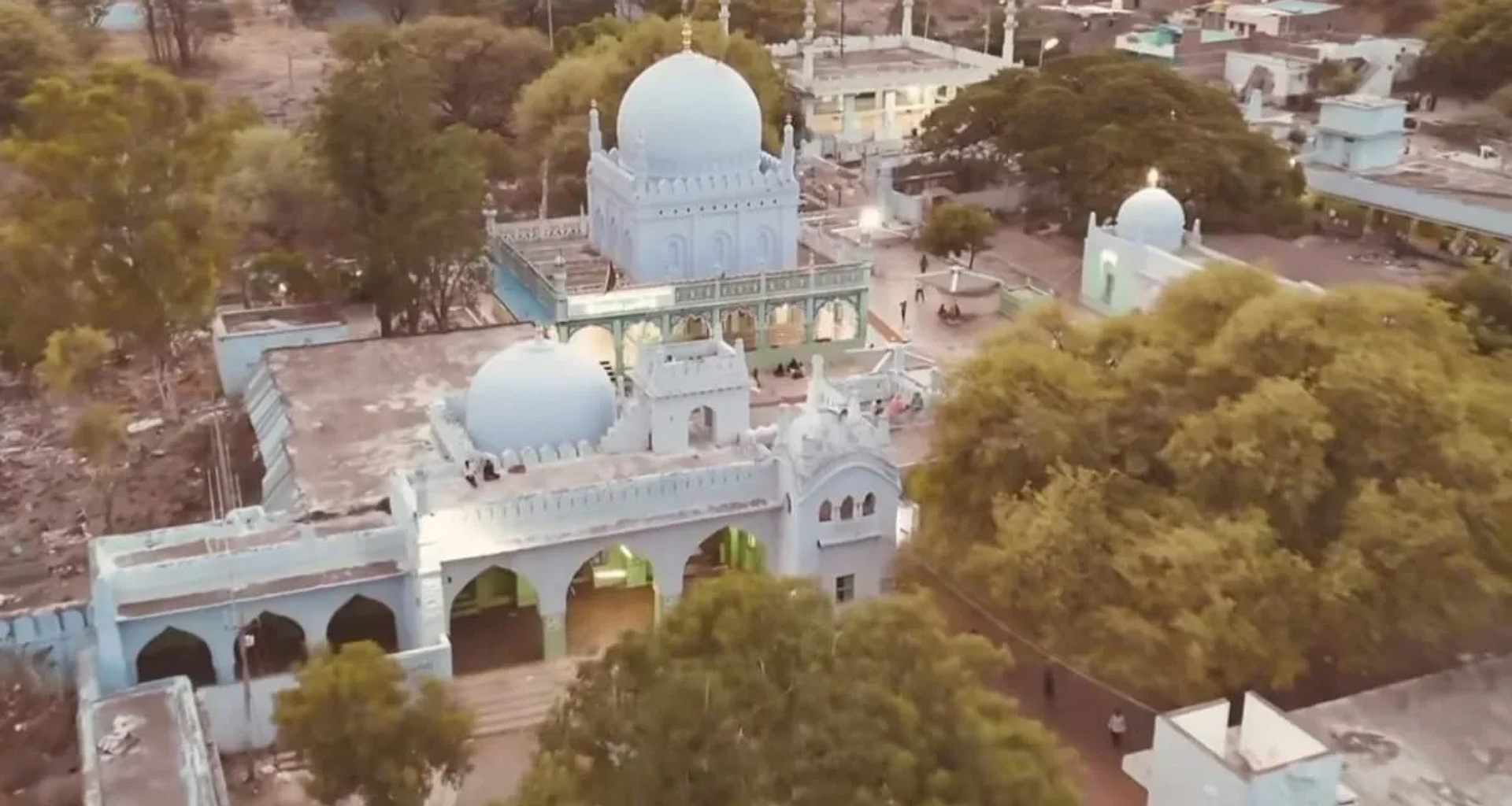 મહાશિવરાત્રી પર હિન્દુ પક્ષ માટે મોટી રાહત, કોર્ટે દરગાહની અંદર શિવલિંગની પૂજા કરવાની મંજૂરી આપી