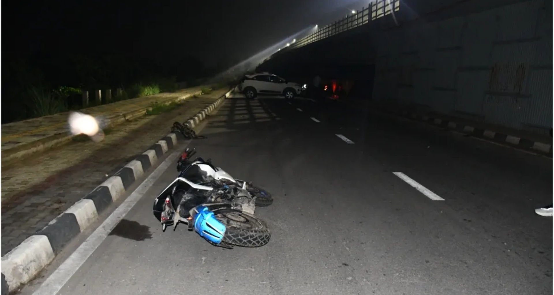 દિલ્હીમાં ફરી એકવાર એન્કાઉન્ટર, પોલીસે હિમાંશુ ભાઉ ગેંગના ગુનેગારોના પગમાં ગોળી મારી