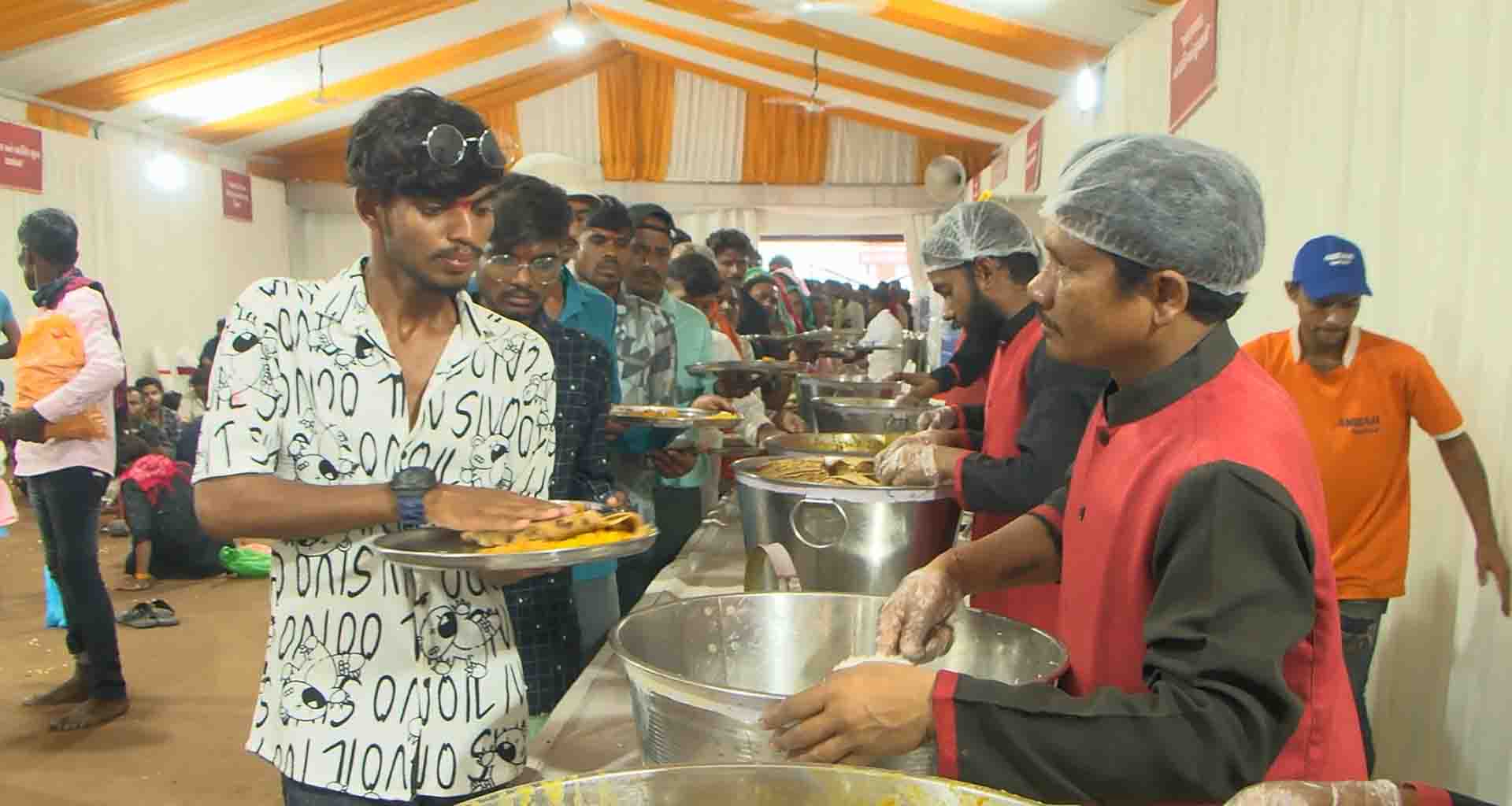 યાત્રિકો માટે વિનામૂલ્યે શુદ્ધ સાત્વિક ભોજન અને પાણીની વ્યવસ્થા