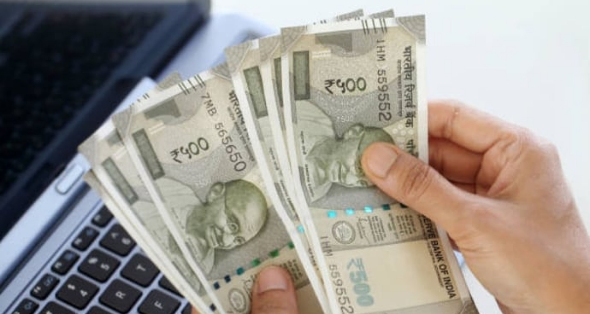 CA દર્શાવી પગારની વિગતો, કહ્યું મોટાભાગના લોકો તેને અવગણે છે