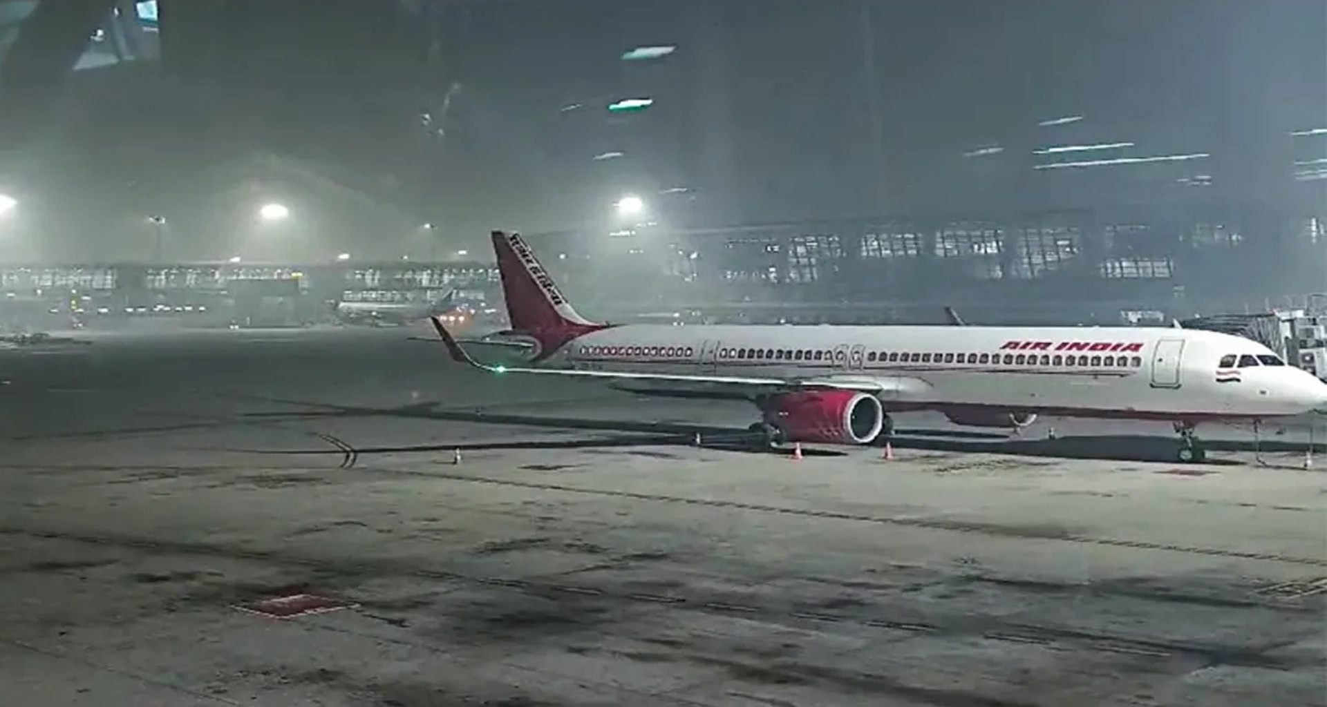 ટેકનિકલ ખામીને કારણે 800 ફ્લાઇટ્સ પ્રભાવિત