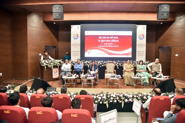 આરોગ્ય રાજ્ય મંત્રીશ્રી પ્રફુલ પાનશેરીયાની અધ્યક્ષતામાં રાજ્યકક્ષાની દ્વિતીય ‘સ્વાસ્થ્ય પરિષદ’ યોજાઈ