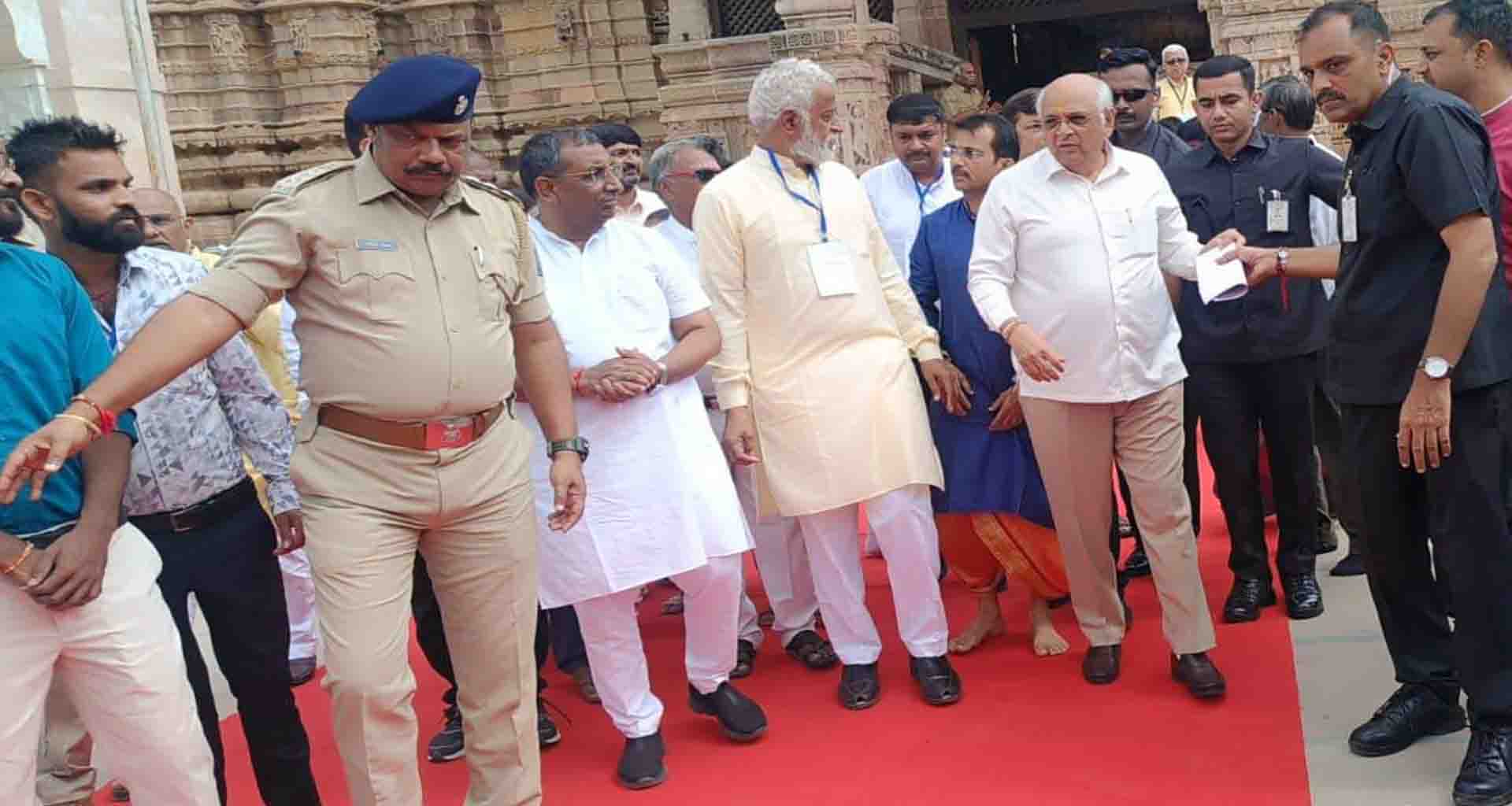 વડનગરના પૌરાણિક હાટકેશ્વર મહાદેવના શ્રાવણ માસના ત્રીજા સોમવારે મુખ્યમંત્રીએ પૂજન-અર્ચન કરી