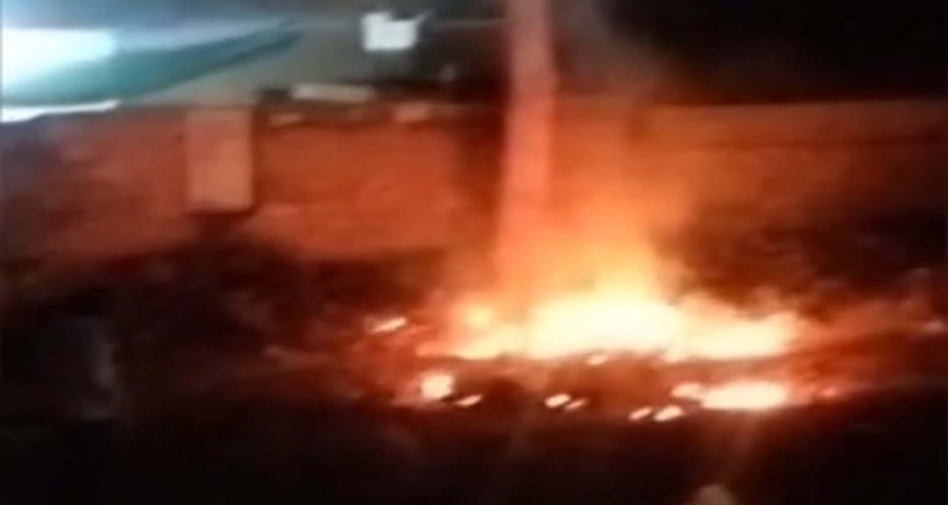 ડીસાના ગાયત્રી મંદિર પાસેની શ્રીધર સોસાયટીના ખાલી પ્લોટમાં આગ ભભૂકી