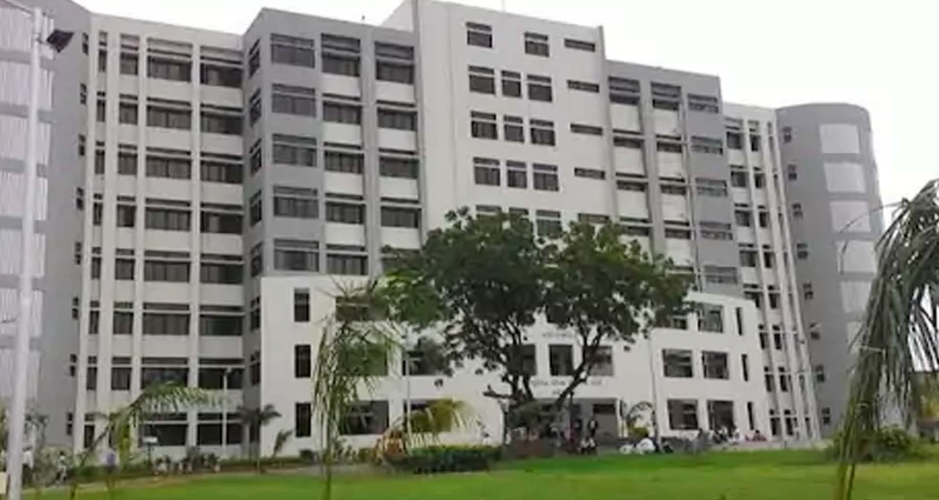 મહેસાણાના શોભાસણ ગામે યુવતીને ભગાડી જવાની અદાવતમાં યુવકની હત્યા કરાઈ