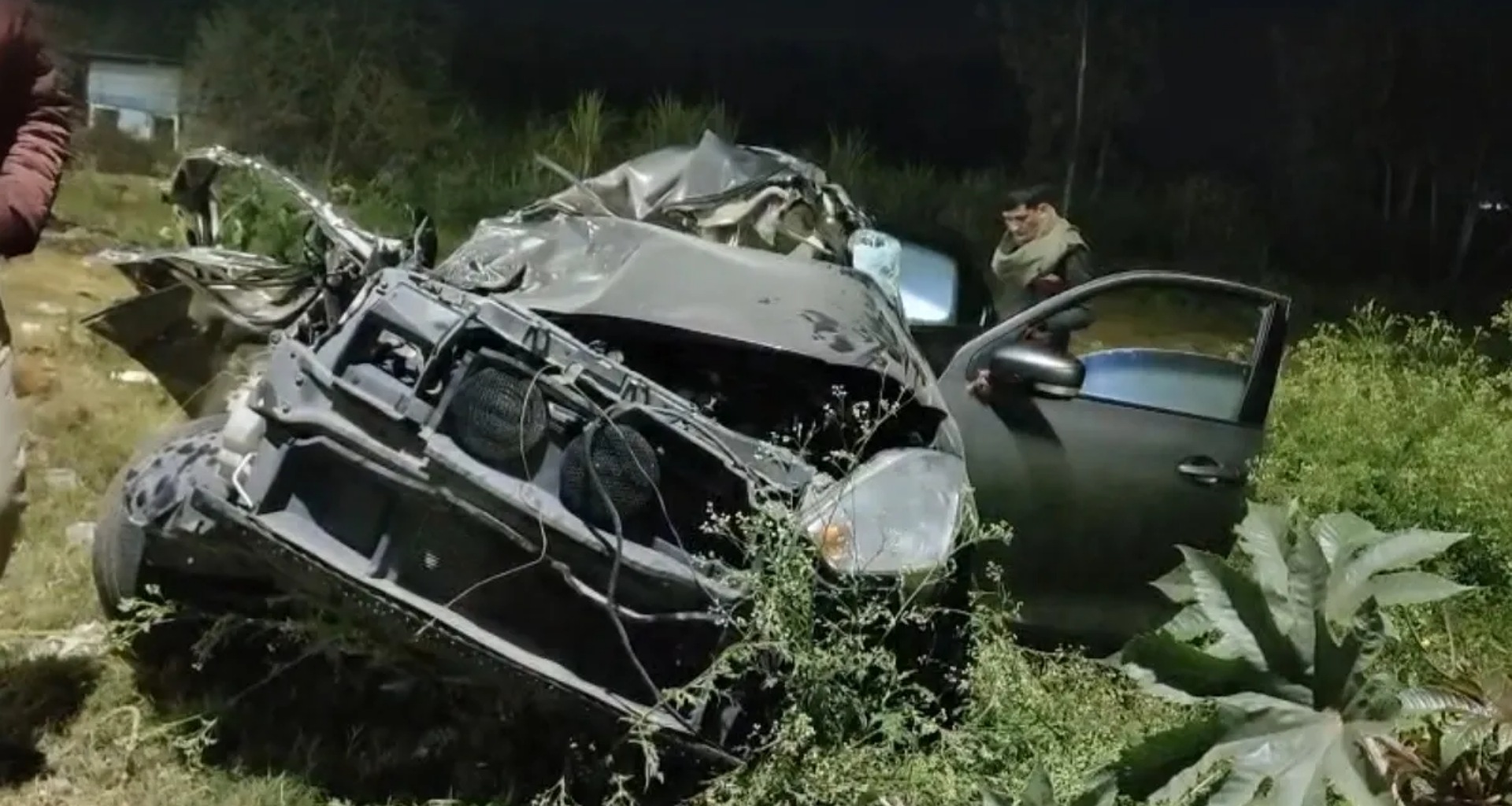 અમરોહા: NH-9 પર ભયાનક અકસ્માત, હાઇ સ્પીડ કાર DCM સાથે અથડાઈ, ચાર ડોક્ટરોના દુઃખદ મૃત્યુ