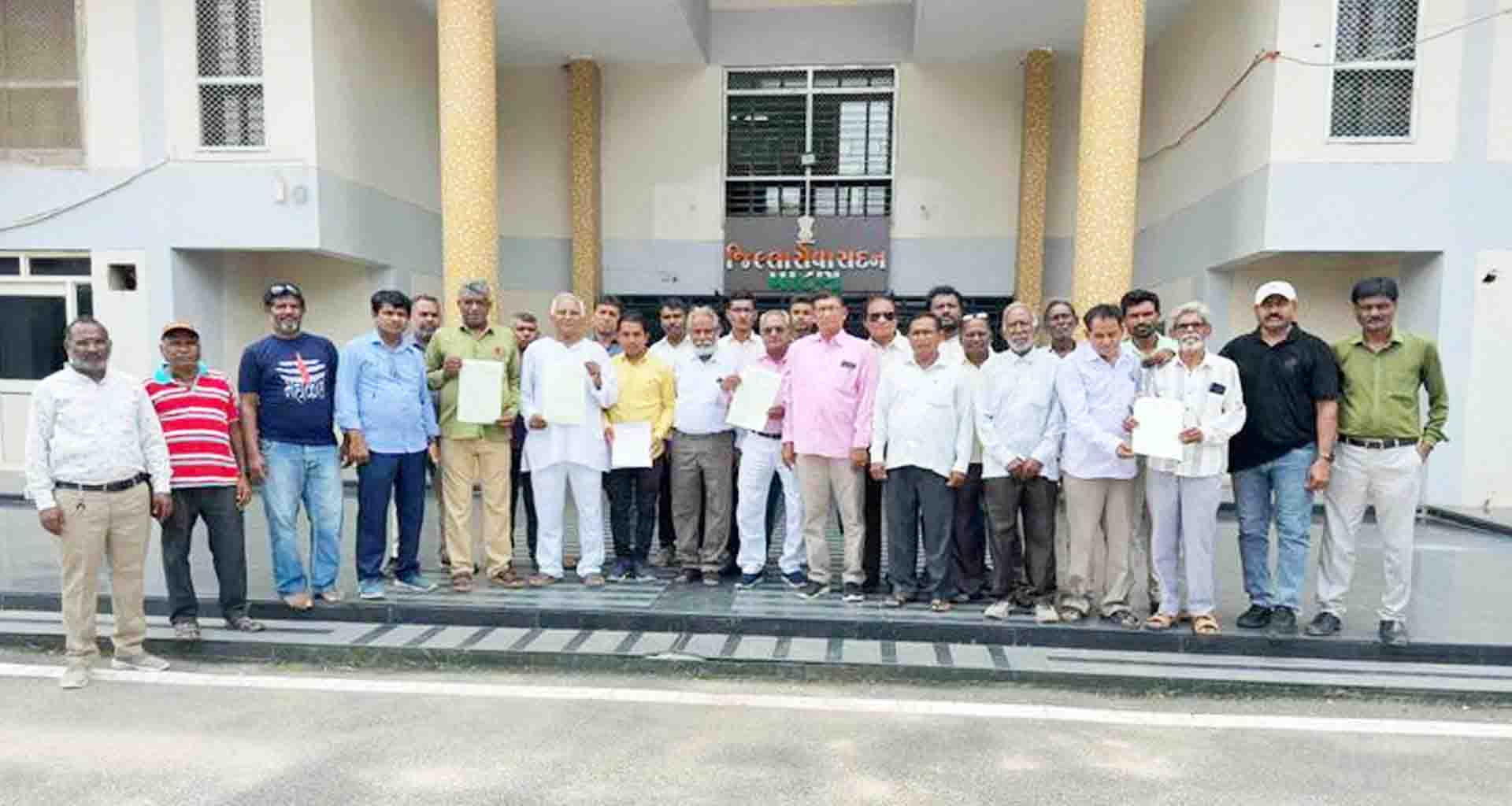 પાટણ; આદિવાસી ભીલ સમાજ સેવા ટ્રસ્ટે કલેક્ટર કચેરીમાં આવેદનપત્ર સુપરત કર્યું