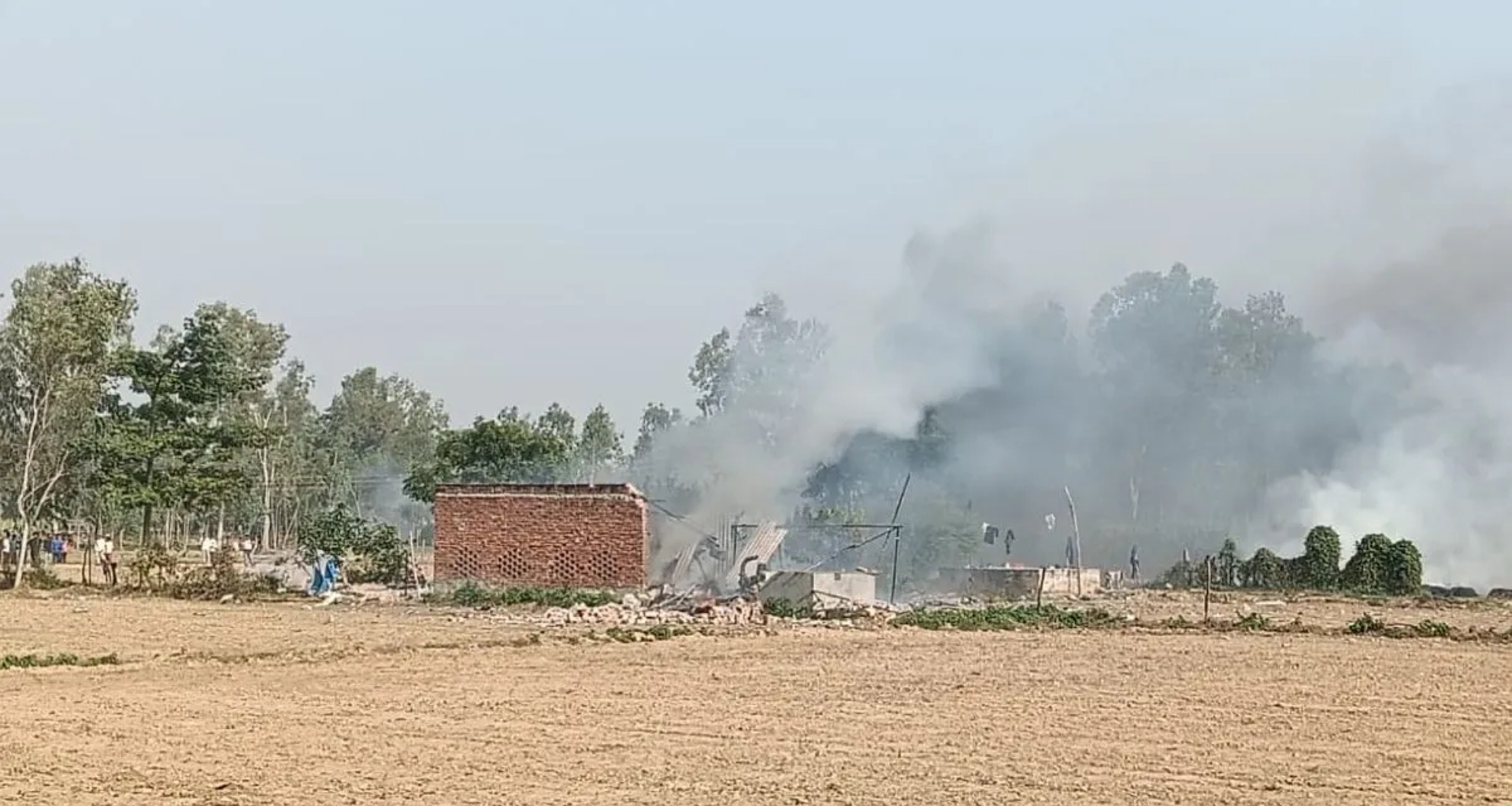 બારાબંકીમાં ફટાકડાની ફેક્ટરીમાં પ્રચંડ વિસ્ફોટમાં બે લોકોના મોત