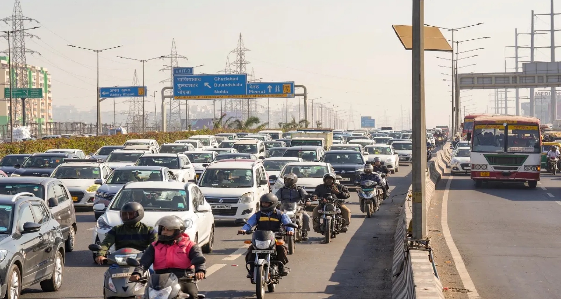 સુપ્રીમ કોર્ટનો કડક આદેશ, ખાડા અને ટ્રાફિક જામથી ભરેલા હાઇવે પર ટોલ વસૂલ કરી શકાશે નહીં