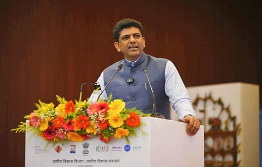 વિકસિત ભારત માટે વિકસિત ગામ બનાવો: રાજ્ય મંત્રી શ્રી પેમ્માસાની ચંદ્રશેખર