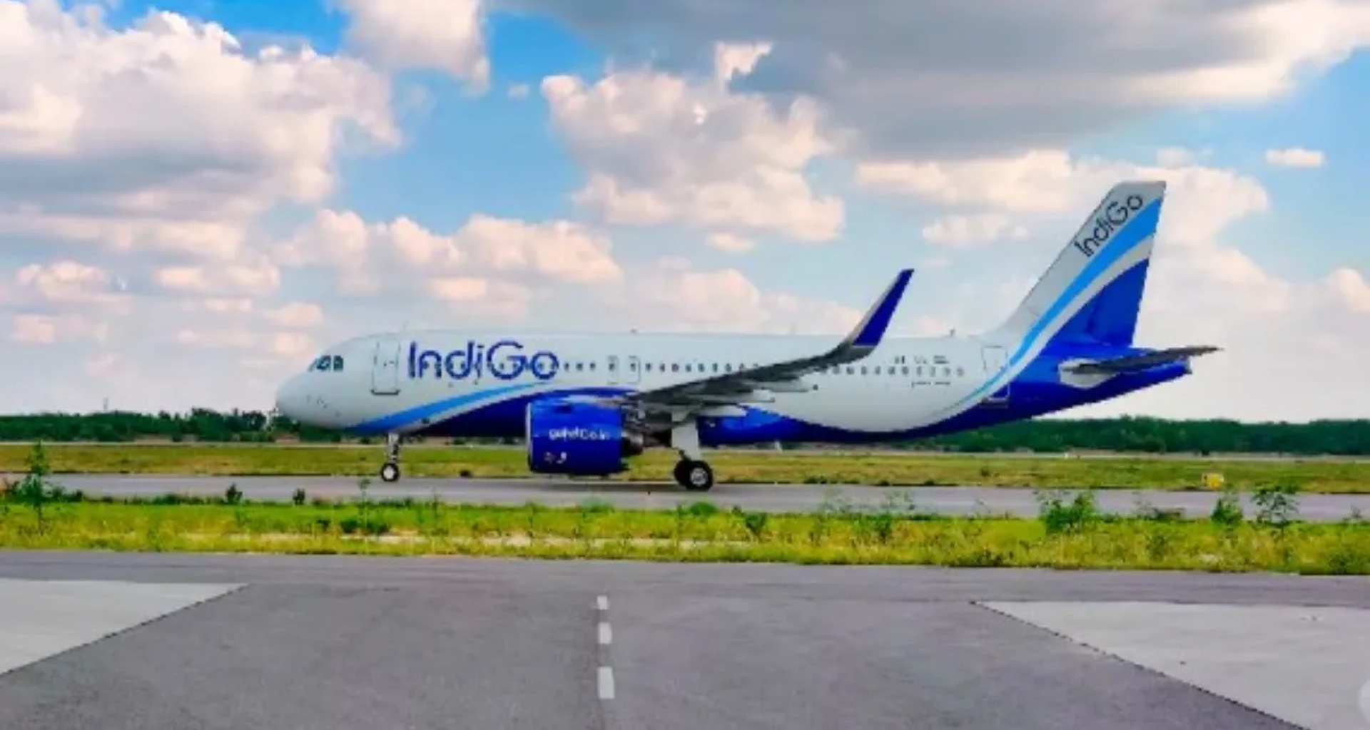 દિલ્હીથી ગોવા જઈ રહેલી ઈન્ડિગો ફ્લાઈટનું એન્જિન ફેલ, મુંબઈમાં ઈમરજન્સી લેન્ડિંગ કરાવાયું