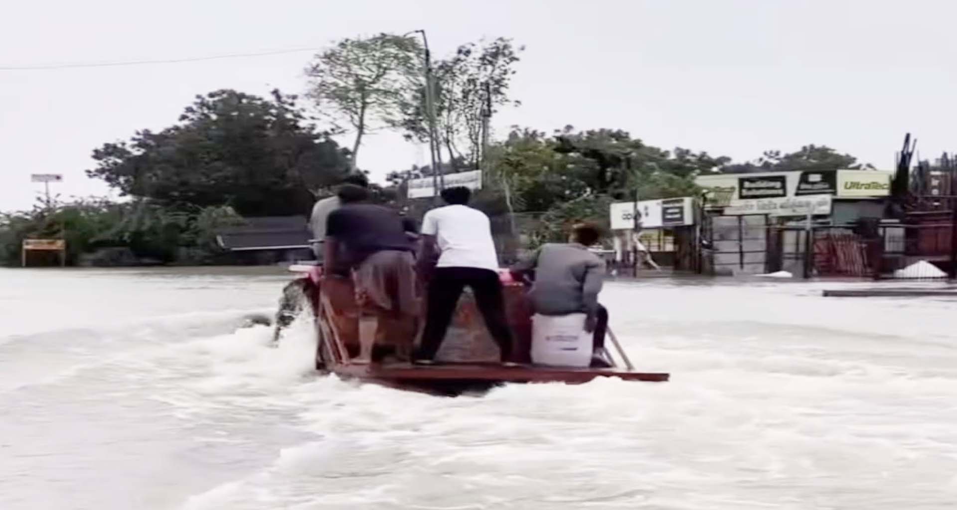 વાવ અને સુઇગામ પંથકમાં ભારે તારાજી : લાચાર આમ પ્રજાની વેદના