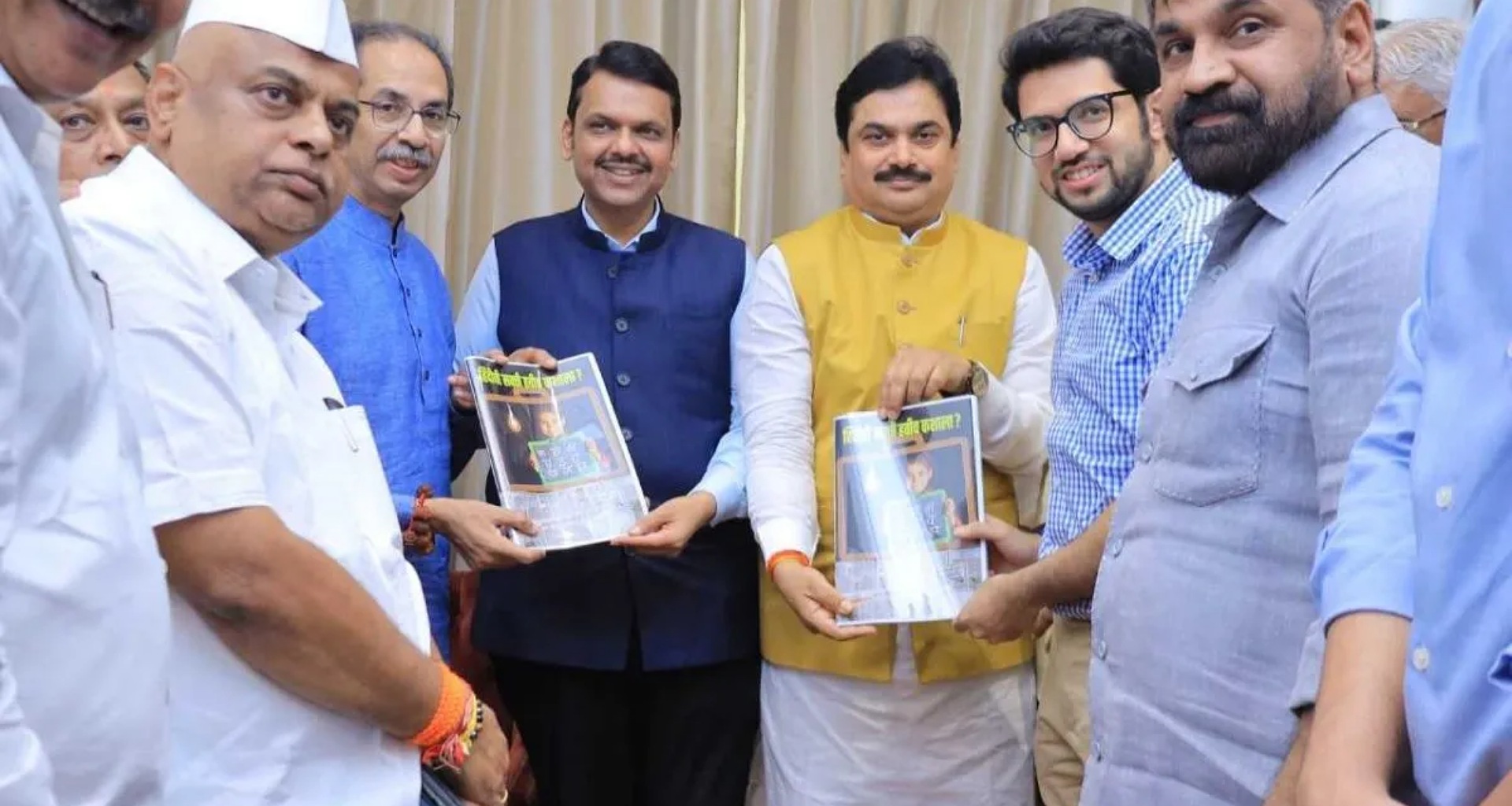 મહારાષ્ટ્રના રાજકારણ સાથે જોડાયેલા મોટા સમાચાર! દેવેન્દ્ર ફડણવીસ અને ઉદ્ધવ ઠાકરે વચ્ચે બંધ બારણે મુલાકાત