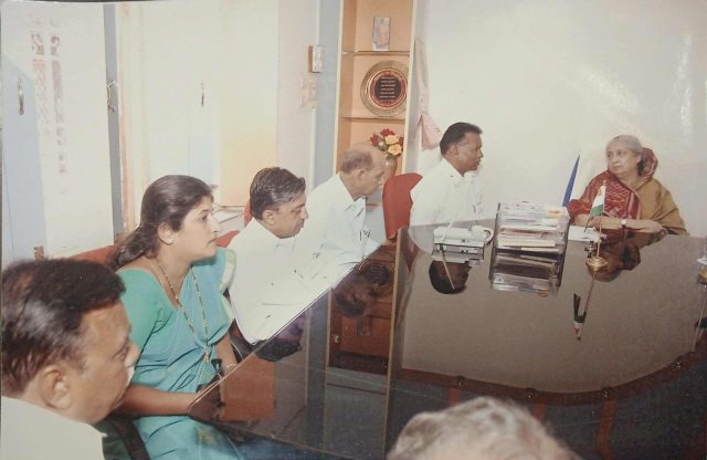 સર સયાજીરાવ ગાયકવાડના સૂચનથી બરોડા સ્ટેટના અધિકારીઓ દ્વારા સ્થાપાયેલી ધી ગવર્નમેન્ટ સર્વન્ટ કોઓપરેટિવ ક્રેડિટ સોસાયટી