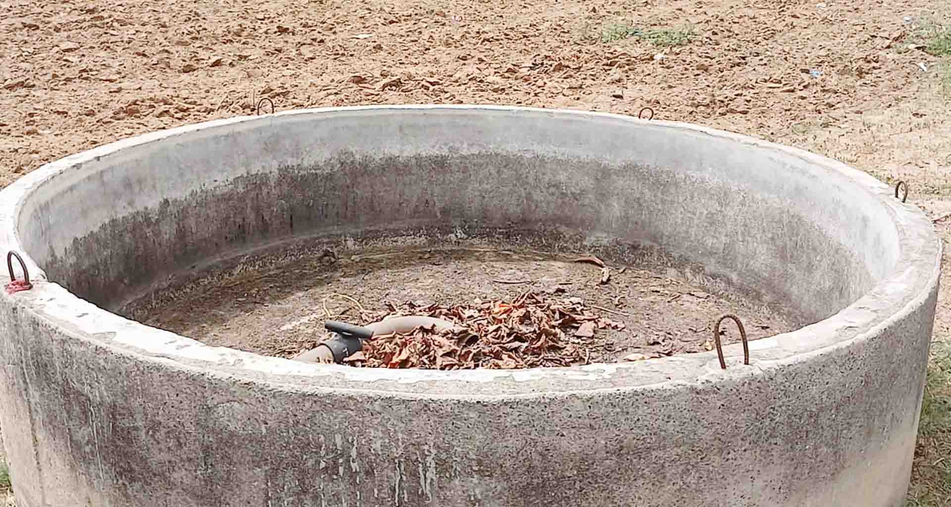 વડગામના છાપી પંથકના 25 ગામોમાં ખેતીની જમીન પાણીના અભાવે બંજર બની