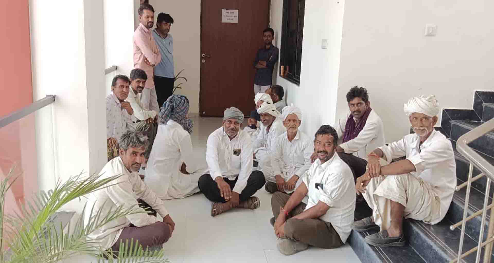 દુધવા માઈનોર કેનાલ-2નું અધૂરું કામ 5 દિવસમાં શરૂ ન થાય તો આંદોલનની ચીમકી