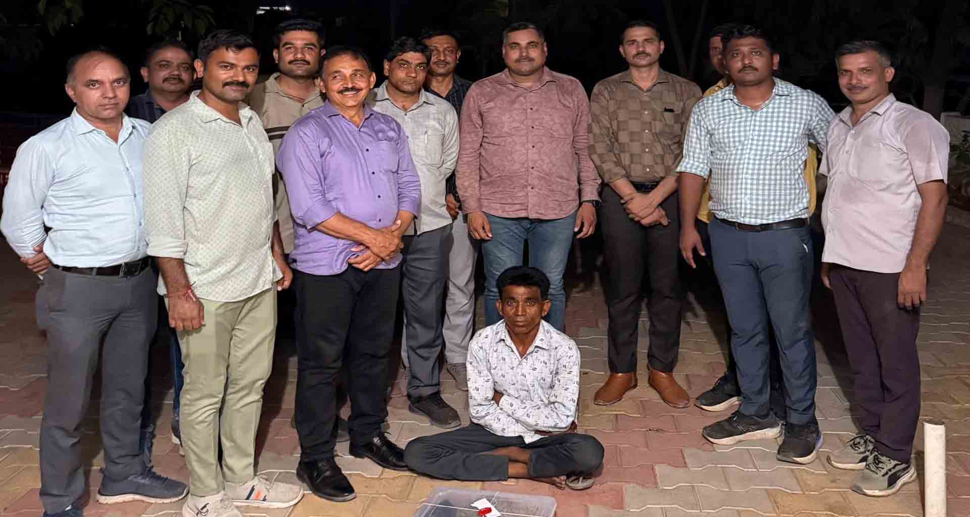 ડીસાના ગવાડી વિસ્તારમાંથી ગાંજા સાથે એક શખ્સ ઝડપાયો