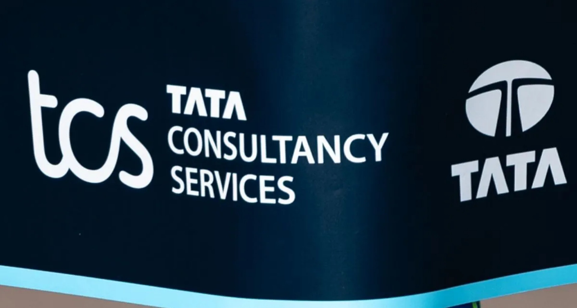 કર્ણાટક સરકારે TCS ને 12,000 કર્મચારીઓની છટણી કરવાનું કારણ પૂછ્યું, વાતચીત માટે બોલાવ્યા