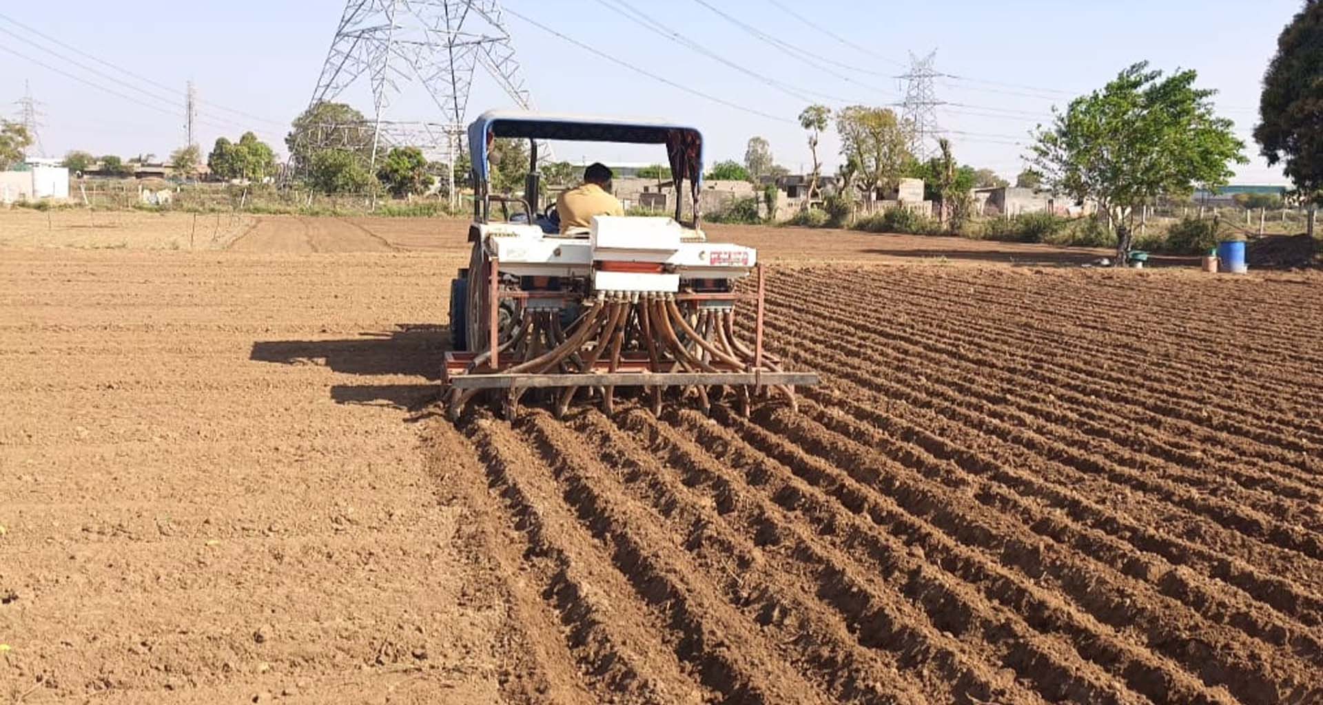 ખેતીવાડી : બનાસકાંઠા જિલ્લામાં ઉનાળુ વાવેતરની શરૂઆત
