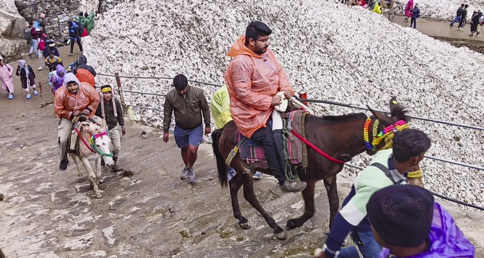 5 સપ્ટેમ્બર સુધી ચાર ધામ યાત્રા બંધ, શ્રદ્ધાળુઓ હેમકુંડ સાહિબ જઈ શકશે નહીં, IMD ના રેડ એલર્ટ બાદ લેવાયો નિર્ણય