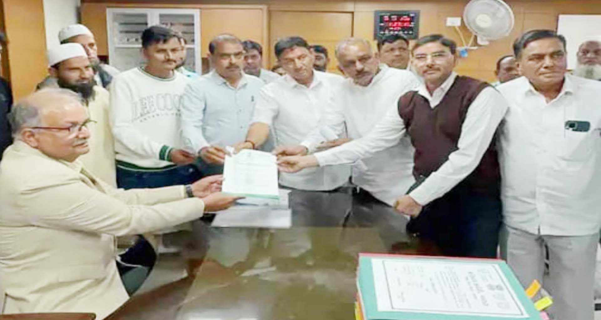 પાટણ-સિદ્ધપુરમાં 31 હજારથી વધુ મતદારોના નામ કમી કરવા સિધ્ધપુર ધારાસભ્યએ વહીવટી તંત્રને રજૂઆત કરી