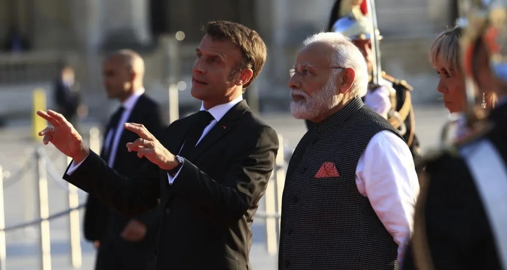 પીએમ મોદીએ પશ્ચિમ એશિયામાં બગડતી પરિસ્થિતિ અંગે ફ્રાન્સના રાષ્ટ્રપતિ મેક્રોન સાથે વાત કરી