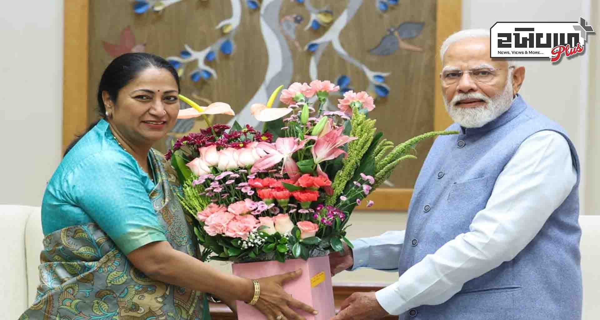 રેખા ગુપ્તાએ પીએમ મોદી સાથે મુલાકાત કરી, કહ્યું- ડબલ એન્જિન સરકાર દિલ્હીને બદલવા માટે પ્રતિબદ્ધ